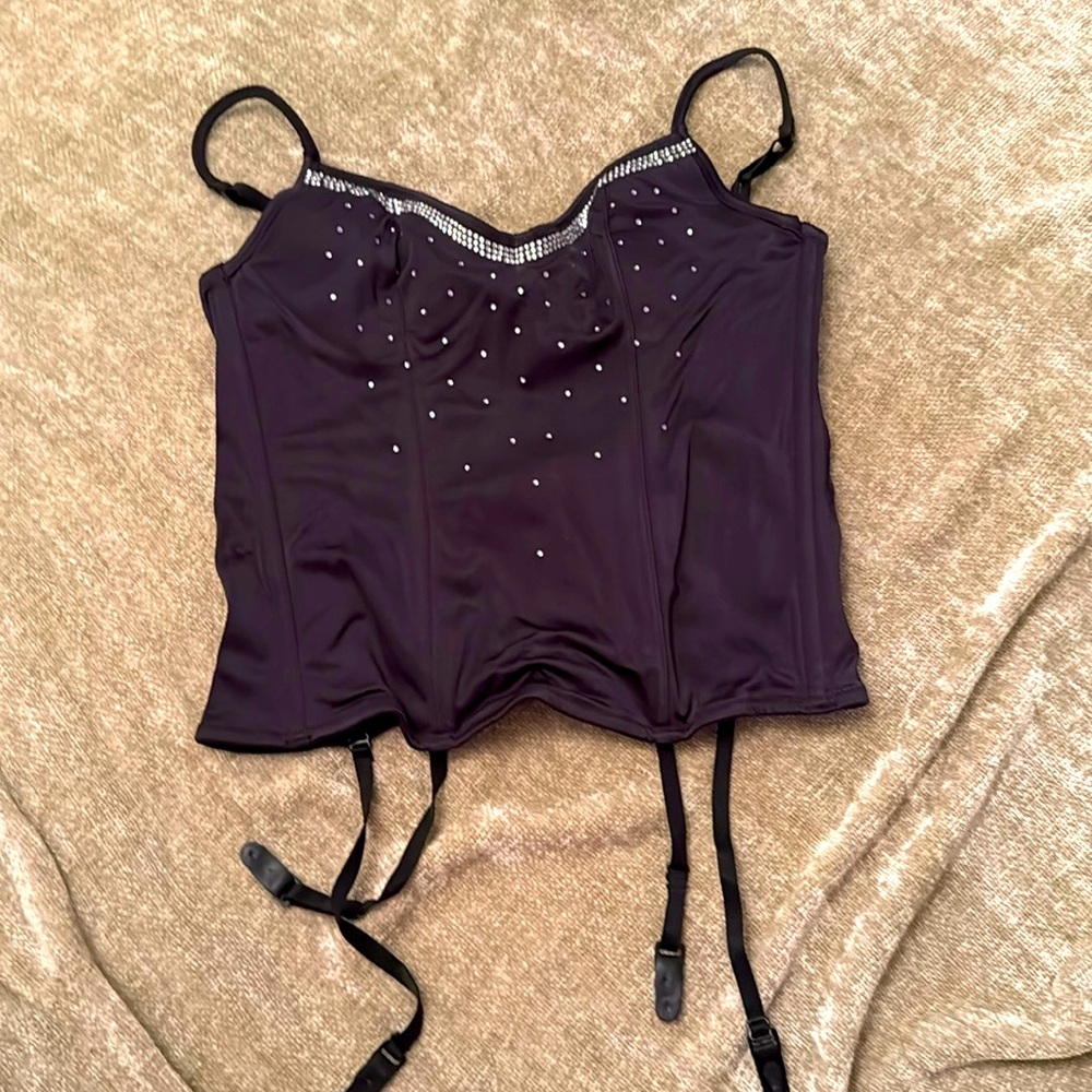 Rhinestone VS Corset
